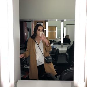 Meet your Posher, Emylie